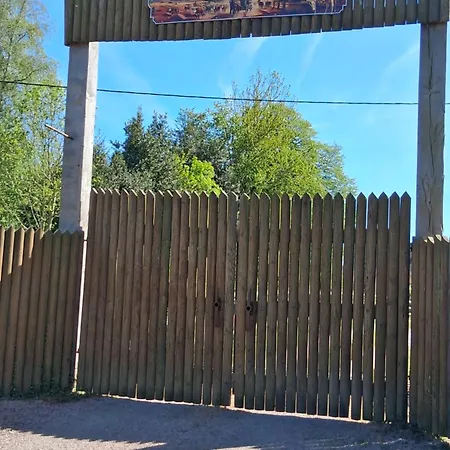Josey Wood Ranch Lägenhet Saint-Symphorien (Eure)
